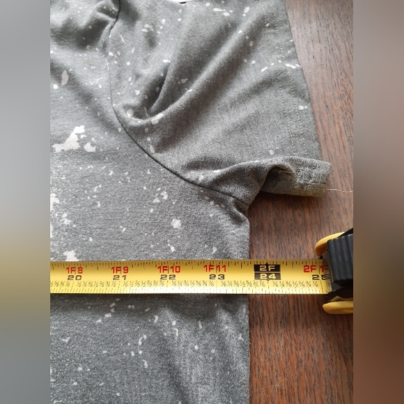 Queen Splatter Tri-crest T-Shirt - Picture 5 of 6